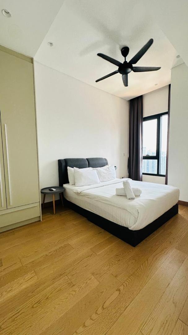 Lucentia Residents At Bbcc Lalaport Bukit Bintang Apartment Kuala Lumpur Exterior photo