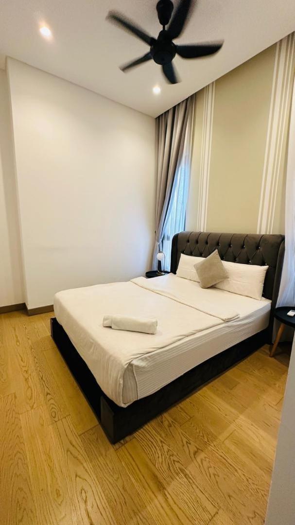 Lucentia Residents At Bbcc Lalaport Bukit Bintang Apartment Kuala Lumpur Exterior photo